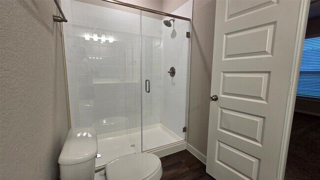 Building Photo - 9773 Grosbeak Ln