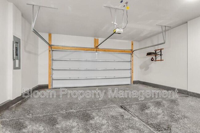 Building Photo - 216 Wappoo Trce Ln