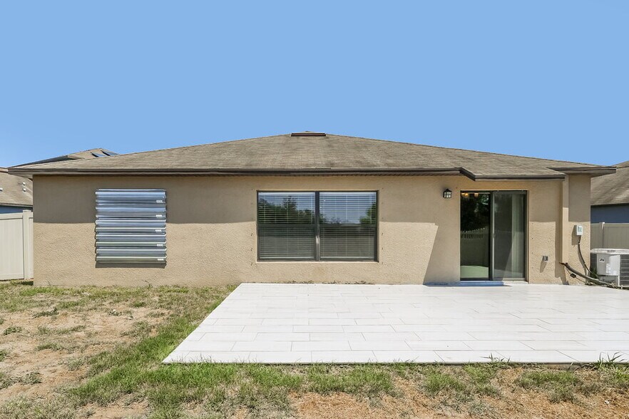 Building Photo - 12623 Lemon Pepper Dr