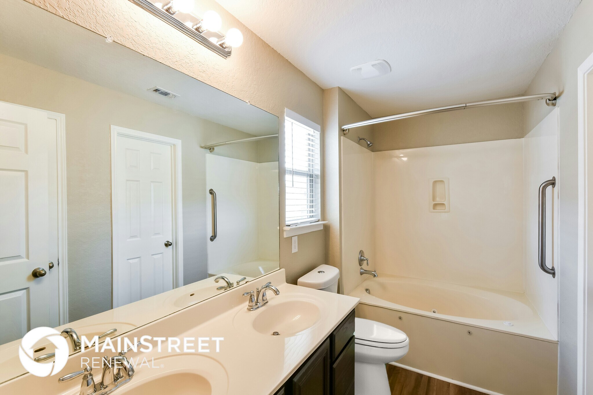 Building Photo - 9651 Pleasanton Bluff