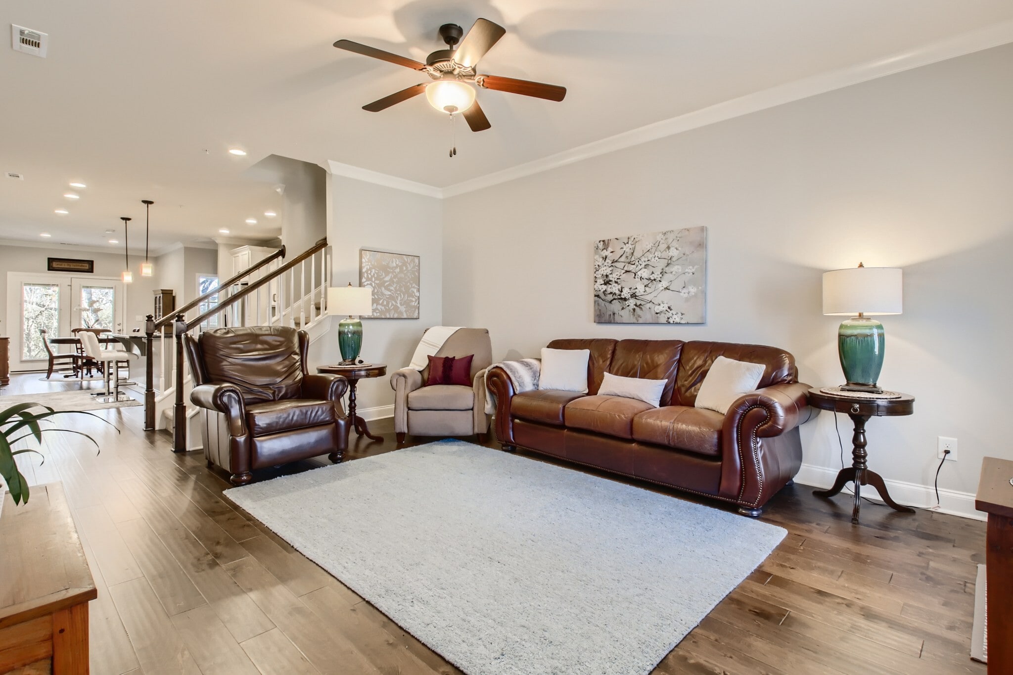Living Area looking toward kitchen - 1608 Hampshire Plz