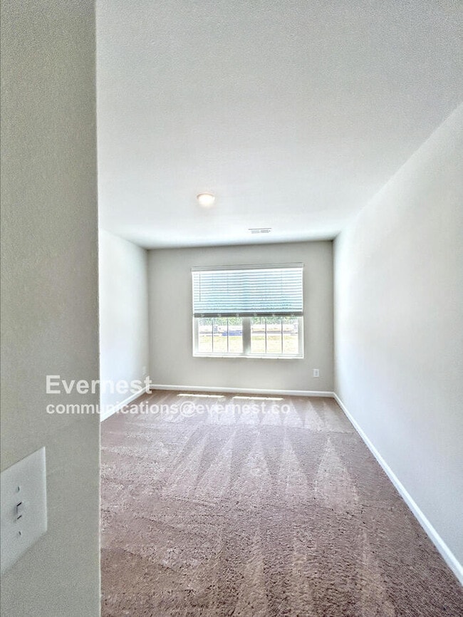 Building Photo - 2164 Willow Gln Dr