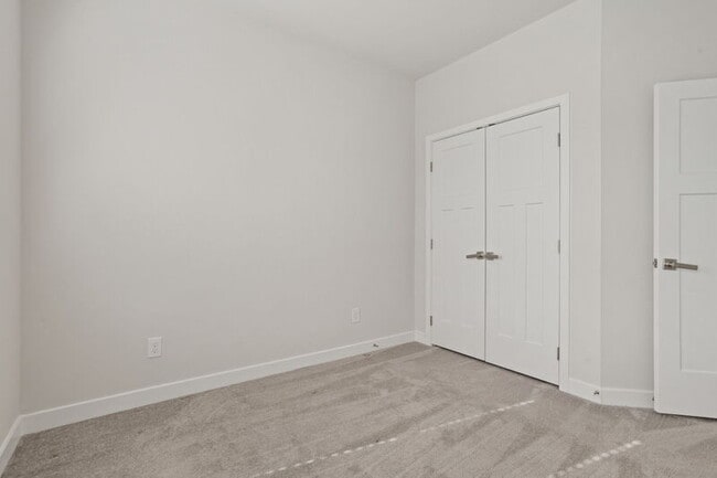 Building Photo - 117 Eagle Wood Dr
