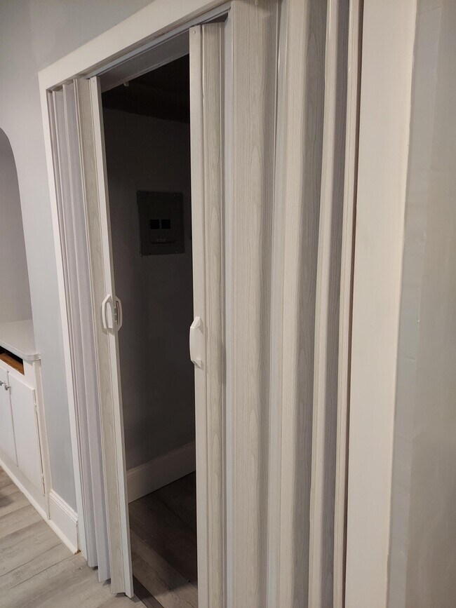 Building Photo - 1432 Platt Springs Rd