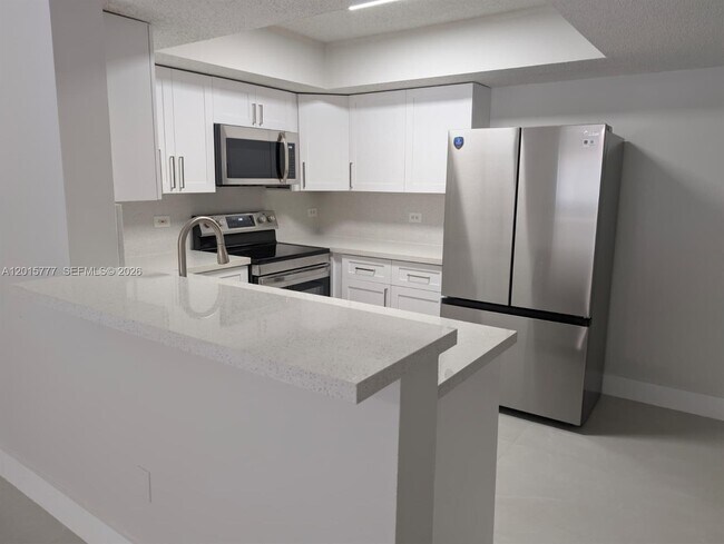 Building Photo - 3680 N 56th Ave