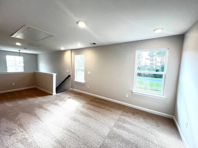 Building Photo - New Home Now Available in Traditions in Carolina Forest! Pet Friendly! Community Pool! Large Loft!