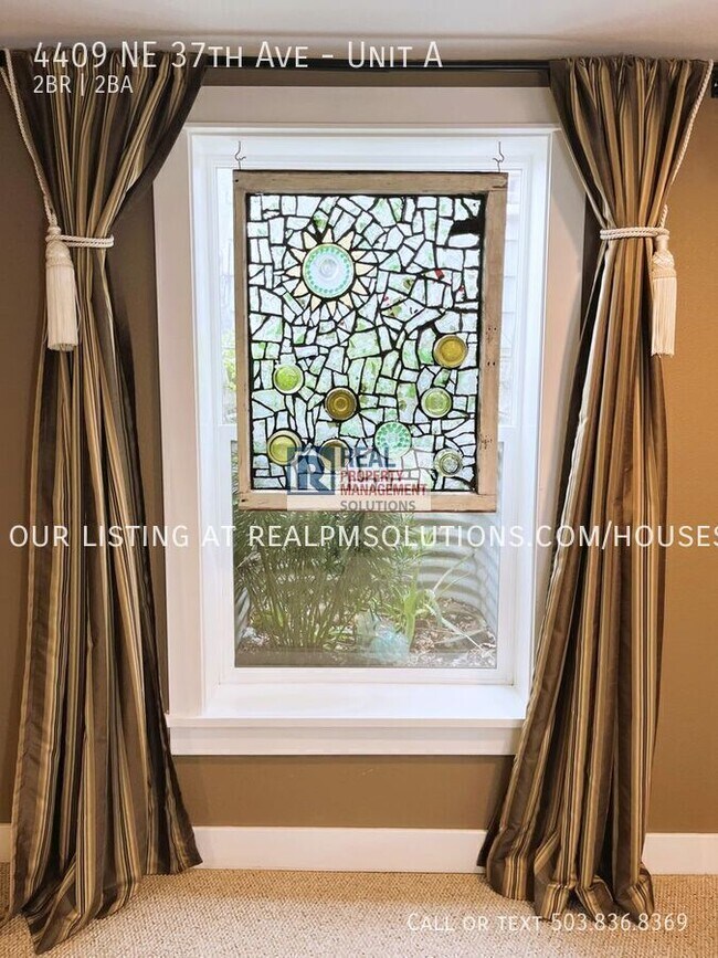 Building Photo - 4409 NE 37th Ave