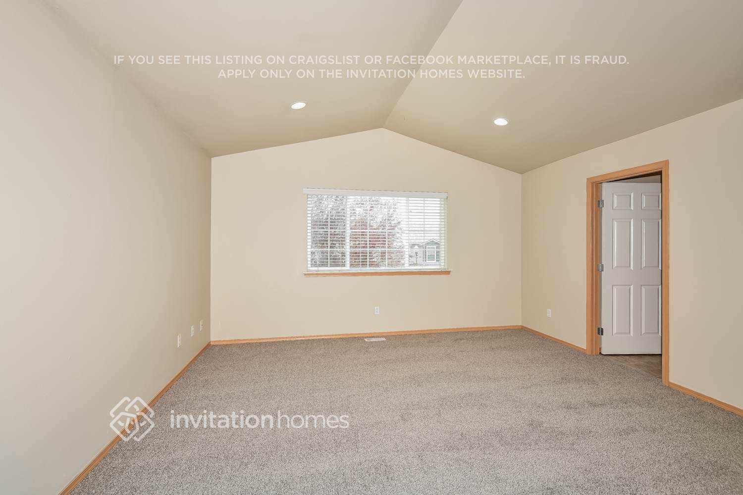 Building Photo - 18403 96th Ave E
