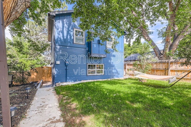 Building Photo - 2805 Fenton St
