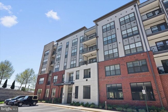 Building Photo - 106 St Ives Pl