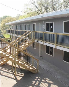 Building Photo - Englewood Plaza Apartments