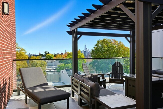 Building Photo - 3443 John F. Kennedy Blvd