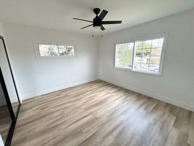 Building Photo - Recently Renovated 2BD Home in El Segundo with Large Backyard & 2-Car Garage