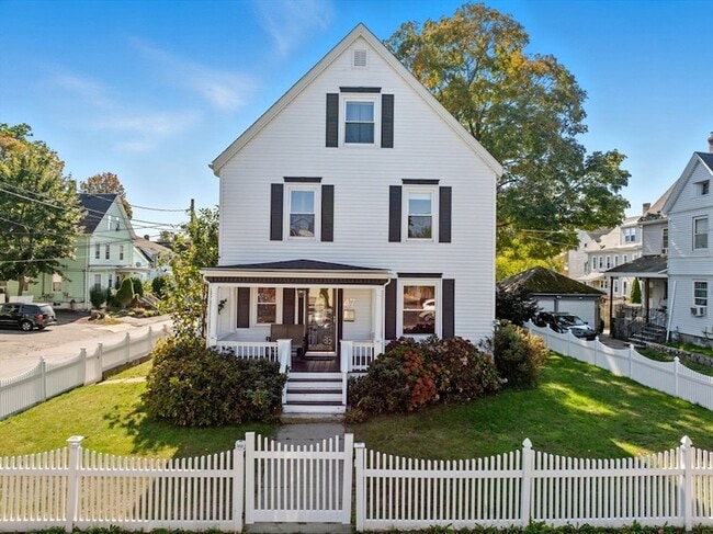 Primary Photo - 47 Clinton St
