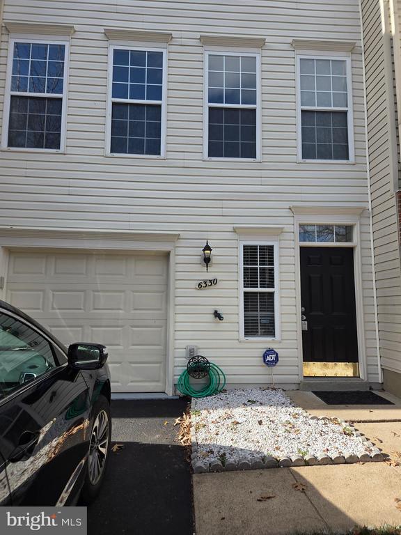 Building Photo - 6330 James Harris Way