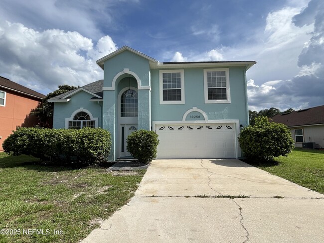 Primary Photo - 10258 Meadow Point Dr