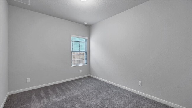 Building Photo - 1941 Colonial Ave