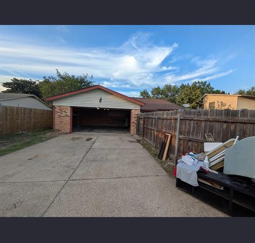 Building Photo - 2604 Peppertree Pl