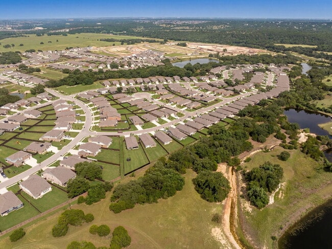 Building Photo - Ready NOW! Greenbelt Wooded Views