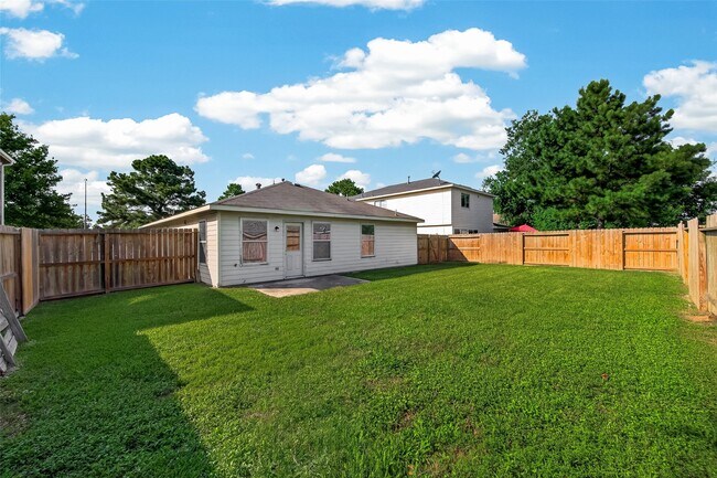 Building Photo - 19119 Yaupon Ranch Dr