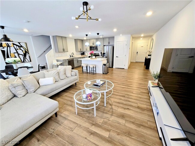 Building Photo - 5288 Barcola Ave