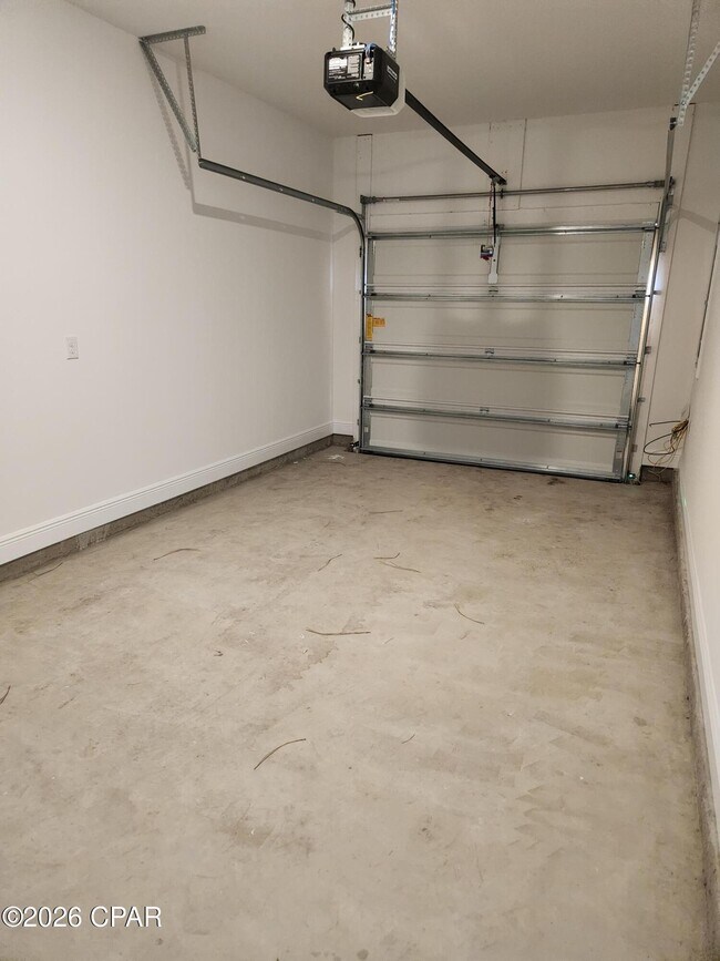 Building Photo - 157 Ellery Ln