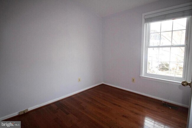 Building Photo - 10500 Prairie Landing Terrace
