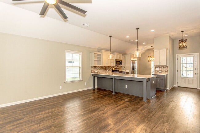 Building Photo - 9872 Bluestone Circle