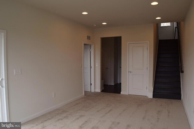 Building Photo - 19972 Abram Ter