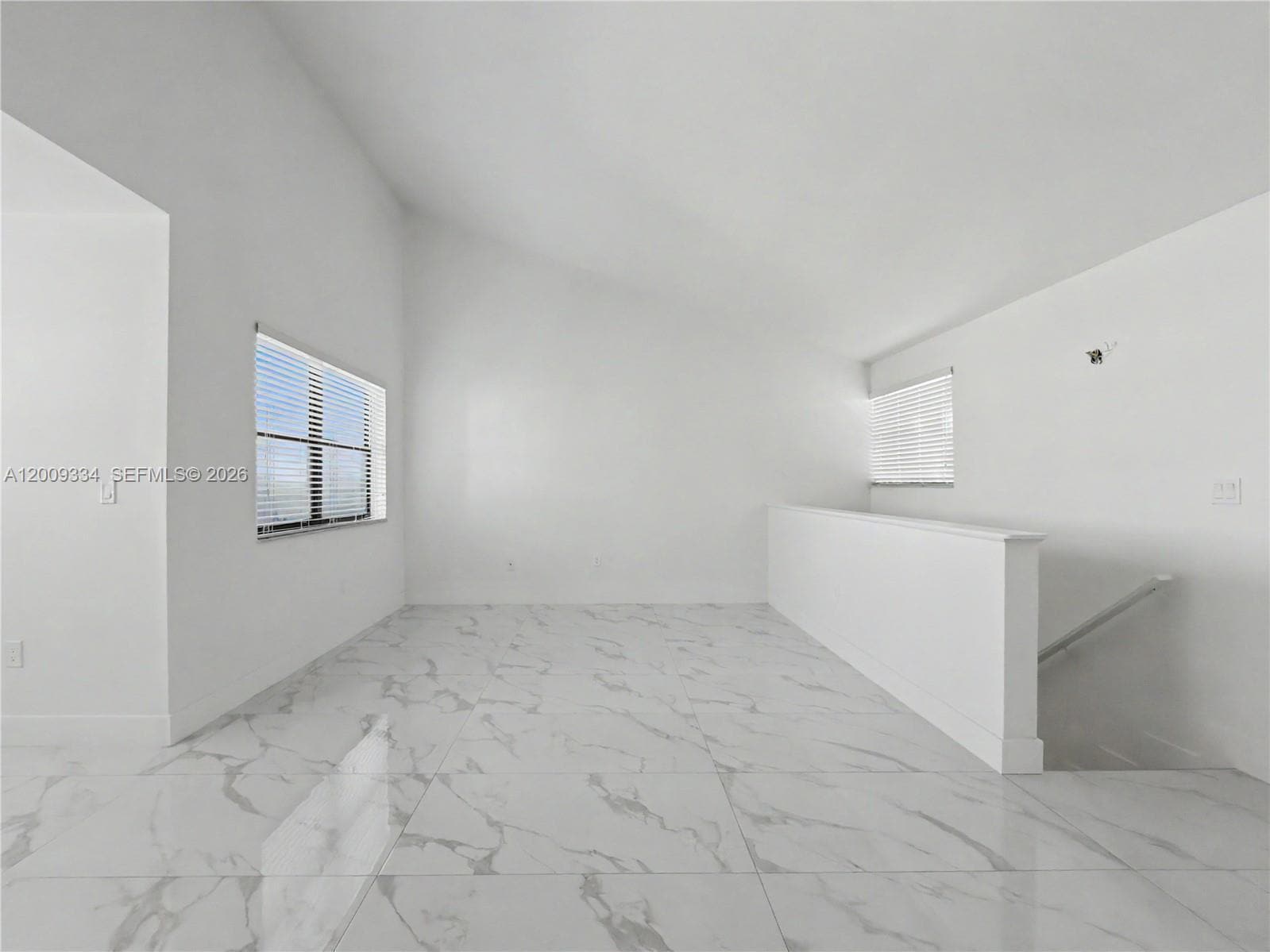 Building Photo - 10010 NW 9th Street Cir
