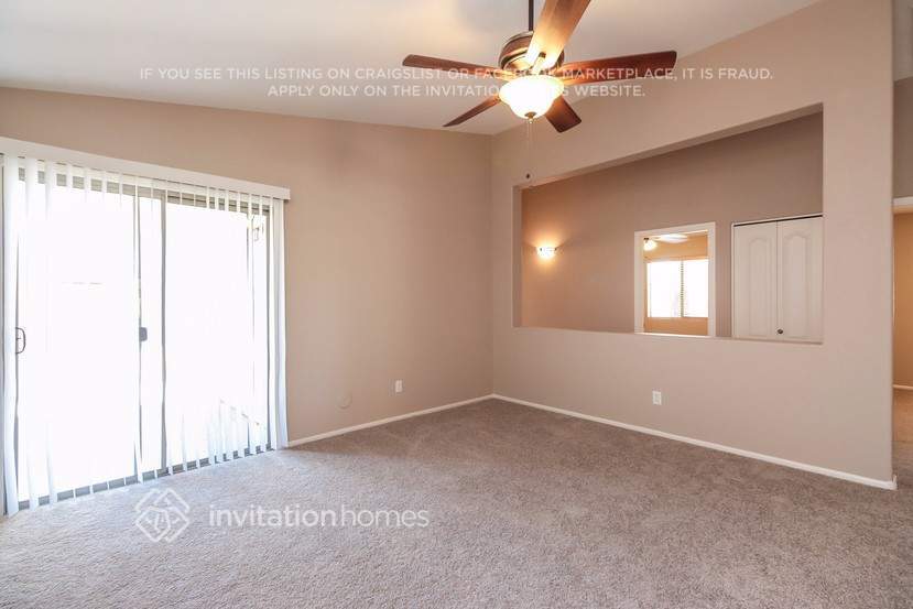 Building Photo - 423 W Corriente Ct