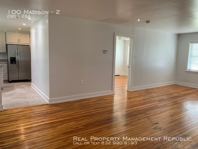 Building Photo - 100 Madison