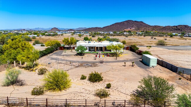 Building Photo - 15225 W Frontier Dr