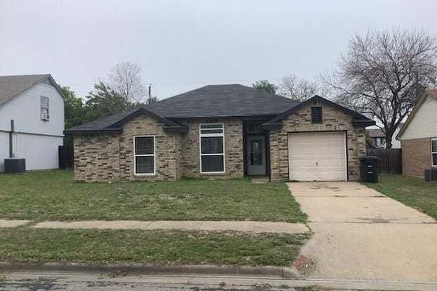 Primary Photo - 2305 Woodlands Dr