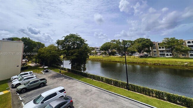Building Photo - 7725 SW 86th St