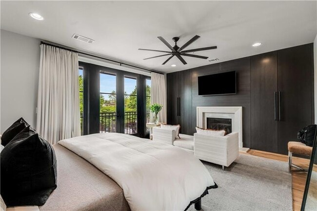 Building Photo - 661 Auburn Ave NE