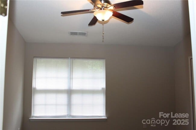 Building Photo - 17013 Turning Stick Ct