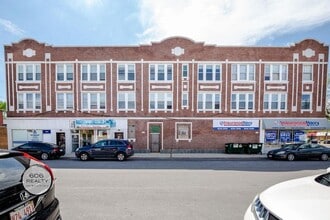Building Photo - Cicero apartments! 5701-03 W Cermak Rd - 2206-2208 S 57th Ave