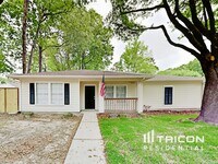 Building Photo - 21880 Silver Oak Ct