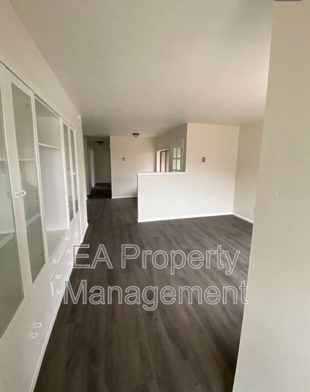 Building Photo - 12912 Marva Pl SE