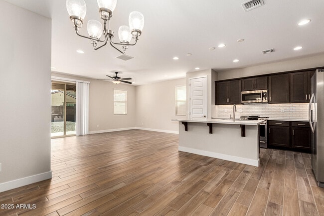 Building Photo - 17625 W Colter St