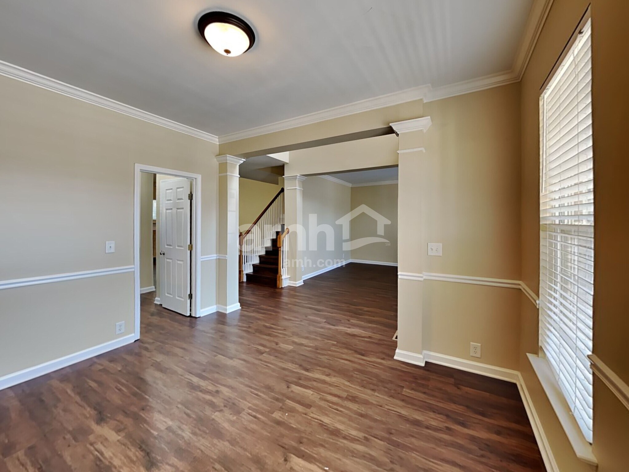 Building Photo - 1213 Travelers Pl