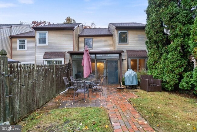 Building Photo - 226 Farleigh Ct