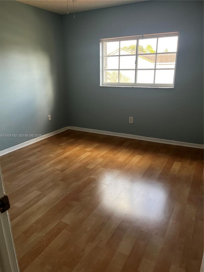 Building Photo - 13934 SW 102nd Ln