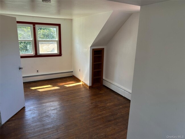 Building Photo - 63 I U Willets Rd