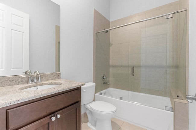 Building Photo - 3111 Waterside Cir