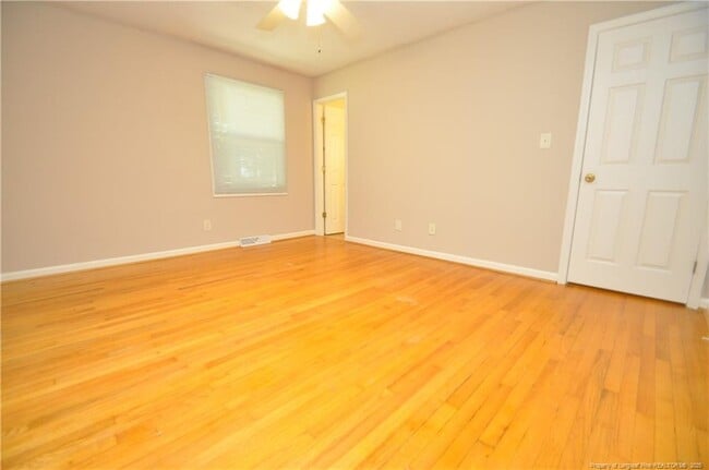 Building Photo - 6112 Deerwood Pl