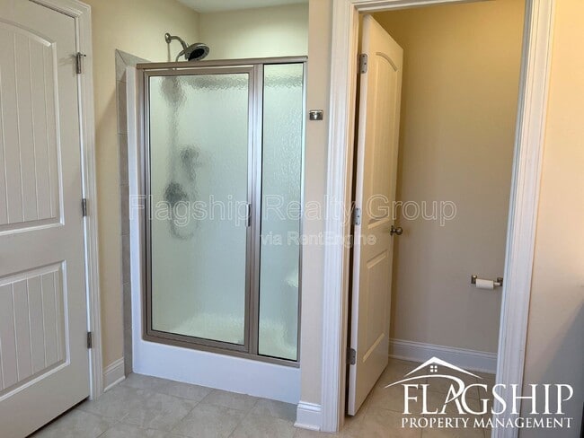 Building Photo - 118 Quail Hollow Dr
