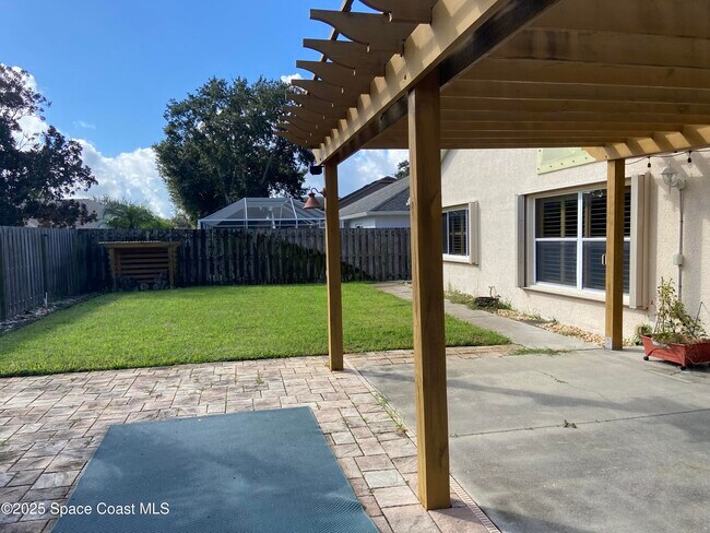 Building Photo - 1847 Abbeyridge Dr