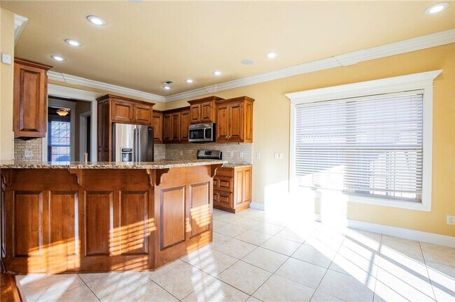 Building Photo - 4003 SW Banbury Dr